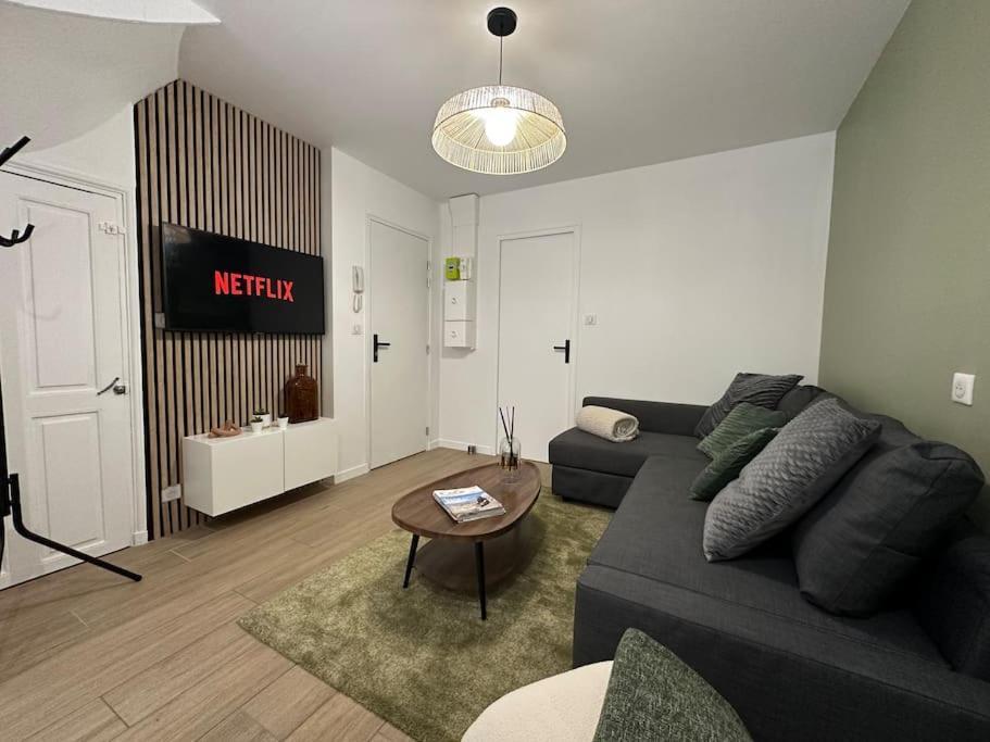 Appartement Lumineux T2 Avec Terrasse Proche Parc Saint-pierre Amiens