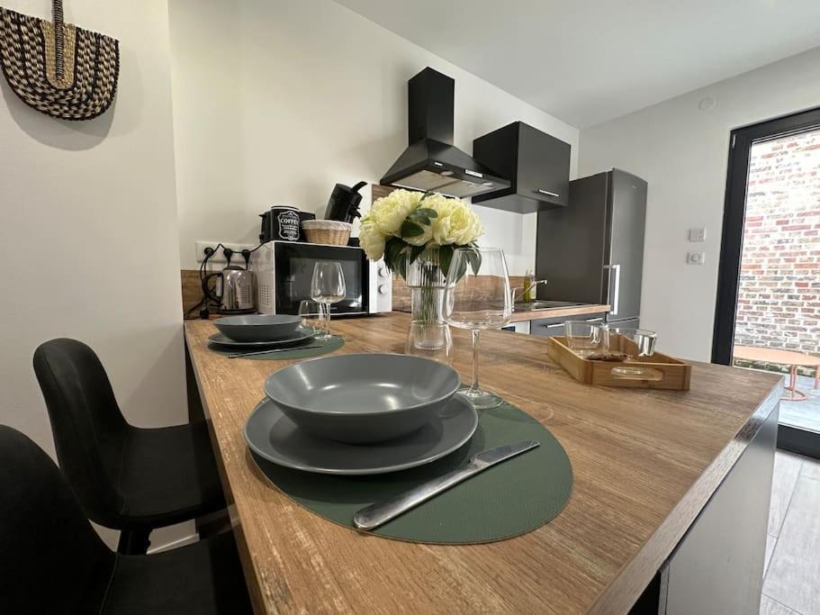 Appartement Lumineux T2 Avec Terrasse Proche Parc Saint-pierre Amiens